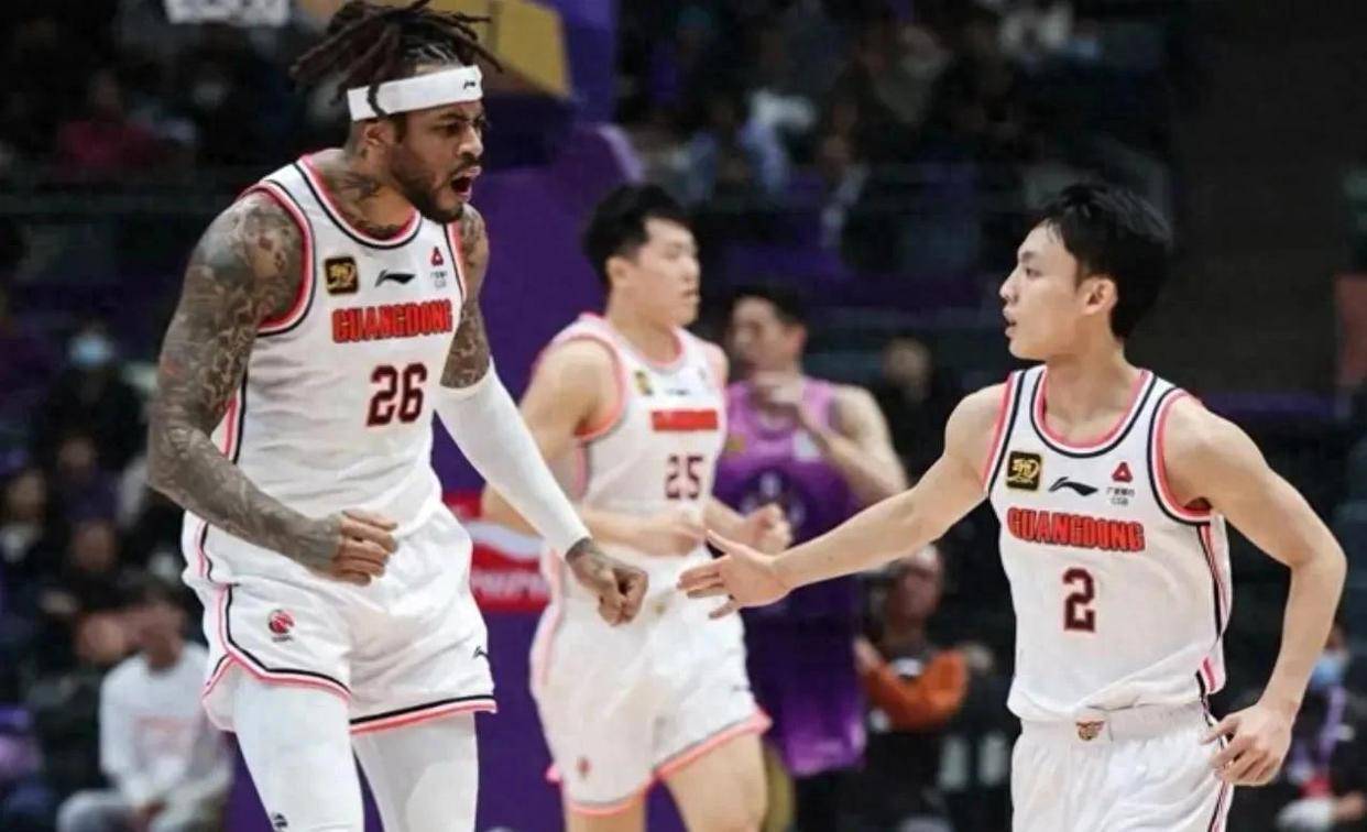 足球罚牌数
_正式官宣足球罚牌数
,广东男篮VS上海G3开球时间敲定CCTV5直播杜峰变阵争胜