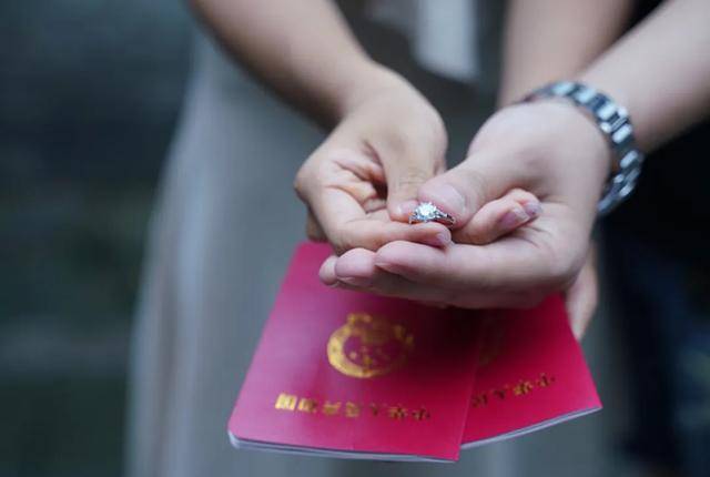 皇冠信用网在哪里开通_“初婚最高奖励4万元”！多地宣布发钱奖励结婚皇冠信用网在哪里开通，有可能追回？