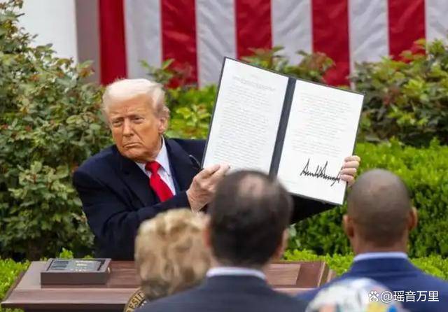 皇冠hga010注册_中国不跪皇冠hga010注册！日本照单全收？美国货运已崩39%！特朗普正在付出代价