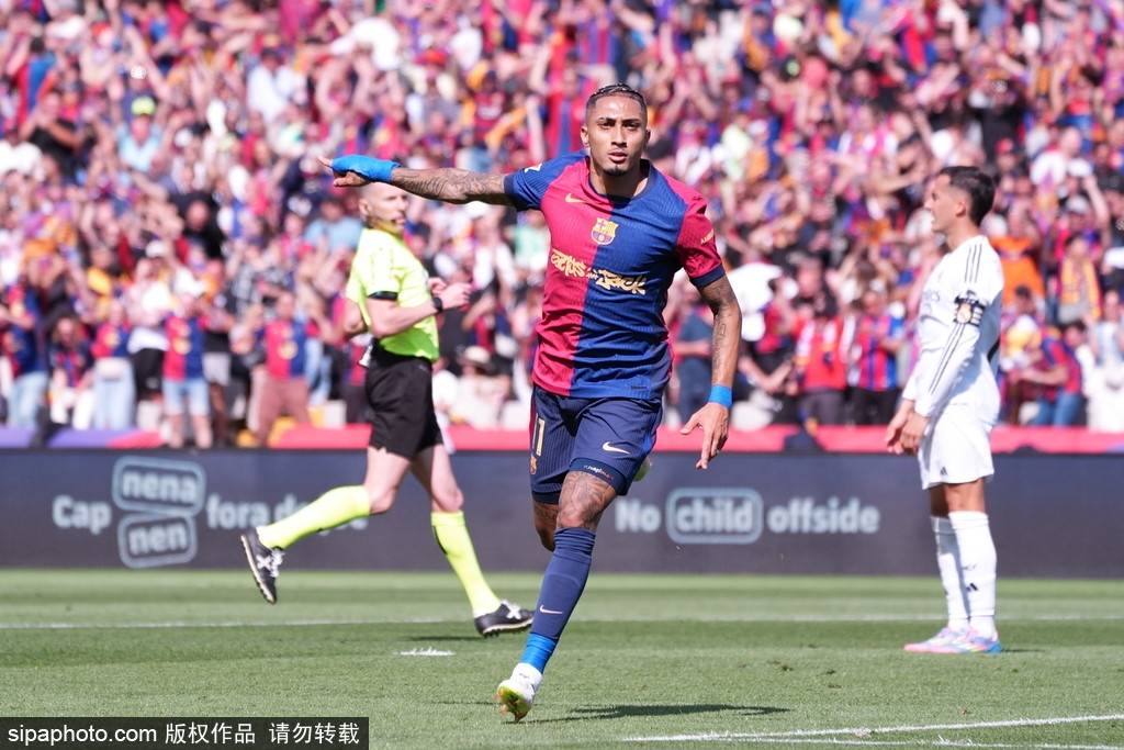 正版皇冠信用网开户_赛季四杀正版皇冠信用网开户!西甲-姆巴佩戴帽拉菲2球 巴萨4-3皇马7分领跑