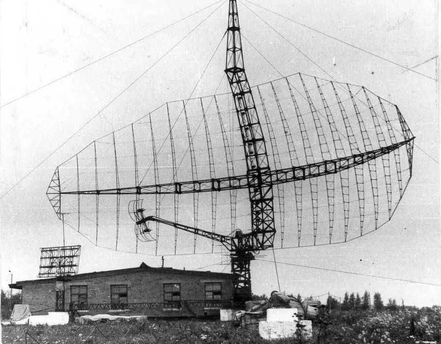 Lyon (Banega) Esports_B-2横穿中国轰炸伊朗Lyon (Banega) Esports，中国雷达没有发现？这是正常人想出来的？