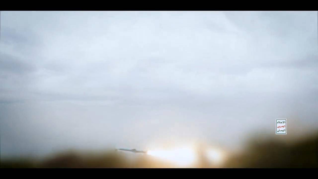 皇冠账号注册
_这次打中了！六发六中皇冠账号注册
，中国技术导弹扬名，伊朗仿C-801击沉巨轮