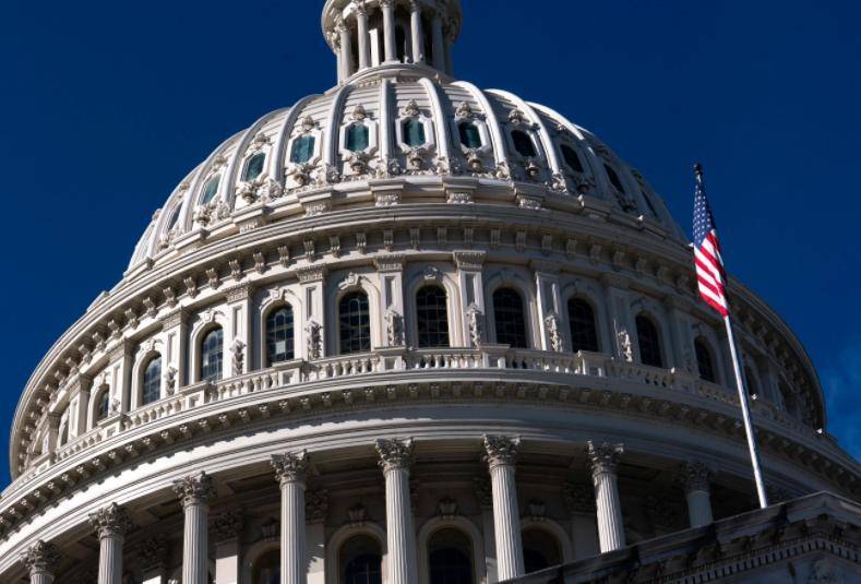 皇冠足球管理平台出租_惊险通过！51比48皇冠足球管理平台出租，美国国会通过特朗普提案，美媒斥其将世界霸权拱手让给中国