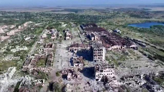 皇冠信用網怎么租_血战500天后皇冠信用網怎么租,乌东重镇升起俄罗斯国旗:北约32国只剩一个选择