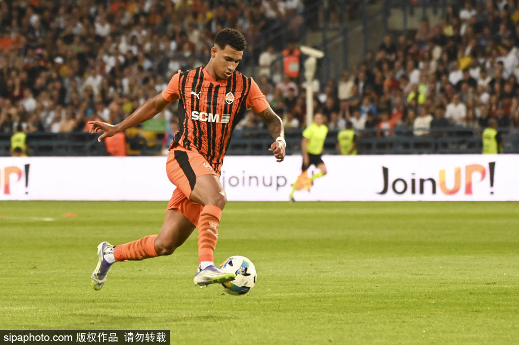 普鲁士明斯特vs帕德博恩_克雷桑复出能否打破进球荒普鲁士明斯特vs帕德博恩？泰山VS长春首发出炉解析