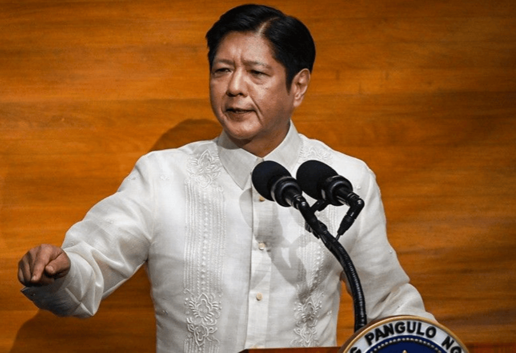 神户胜利船vs横滨_九三阅兵之际神户胜利船vs横滨,乌克兰公开承诺武装菲律宾,解放军对菲点名警告!