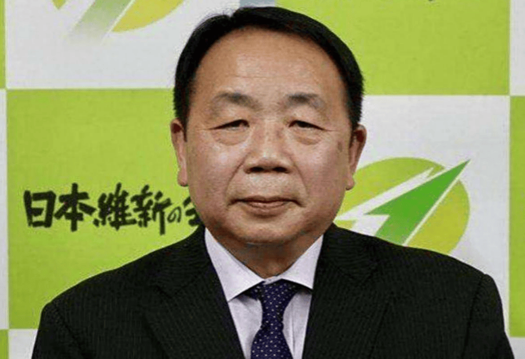 荷兰乙组联赛_恬不知耻！被中国制裁后荷兰乙组联赛，新时代汉奸石平仍毫无悔意，回应称“制裁是光荣”