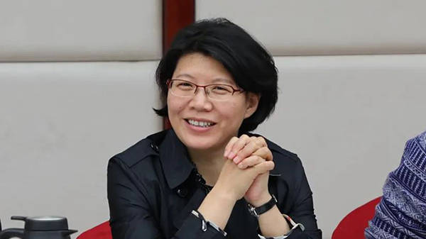 足球平台代理出租合作_河北邢台原市长宋华英出任河北省委社会工作部部长