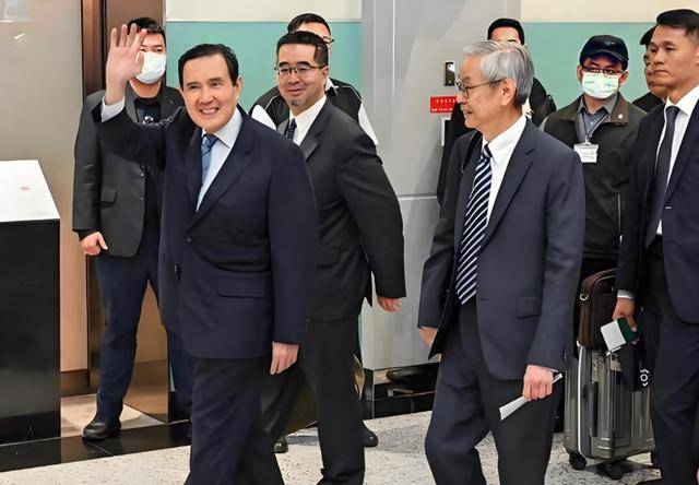 皇冠信用网如何注册_特朗普对华连开3枪皇冠信用网如何注册，否定“台湾属于中国”？国民党递出两句话