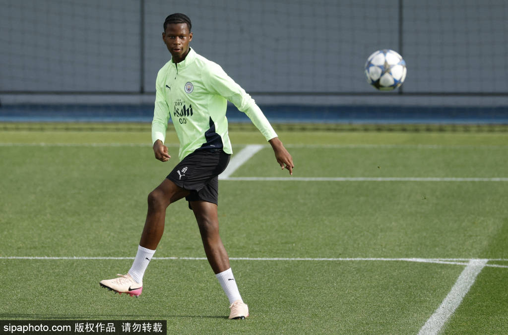 皇冠信用网代理出租_福登:艰难平局背后的成长与未来希望皇冠信用网代理出租,曼城与阿森纳的对决分析