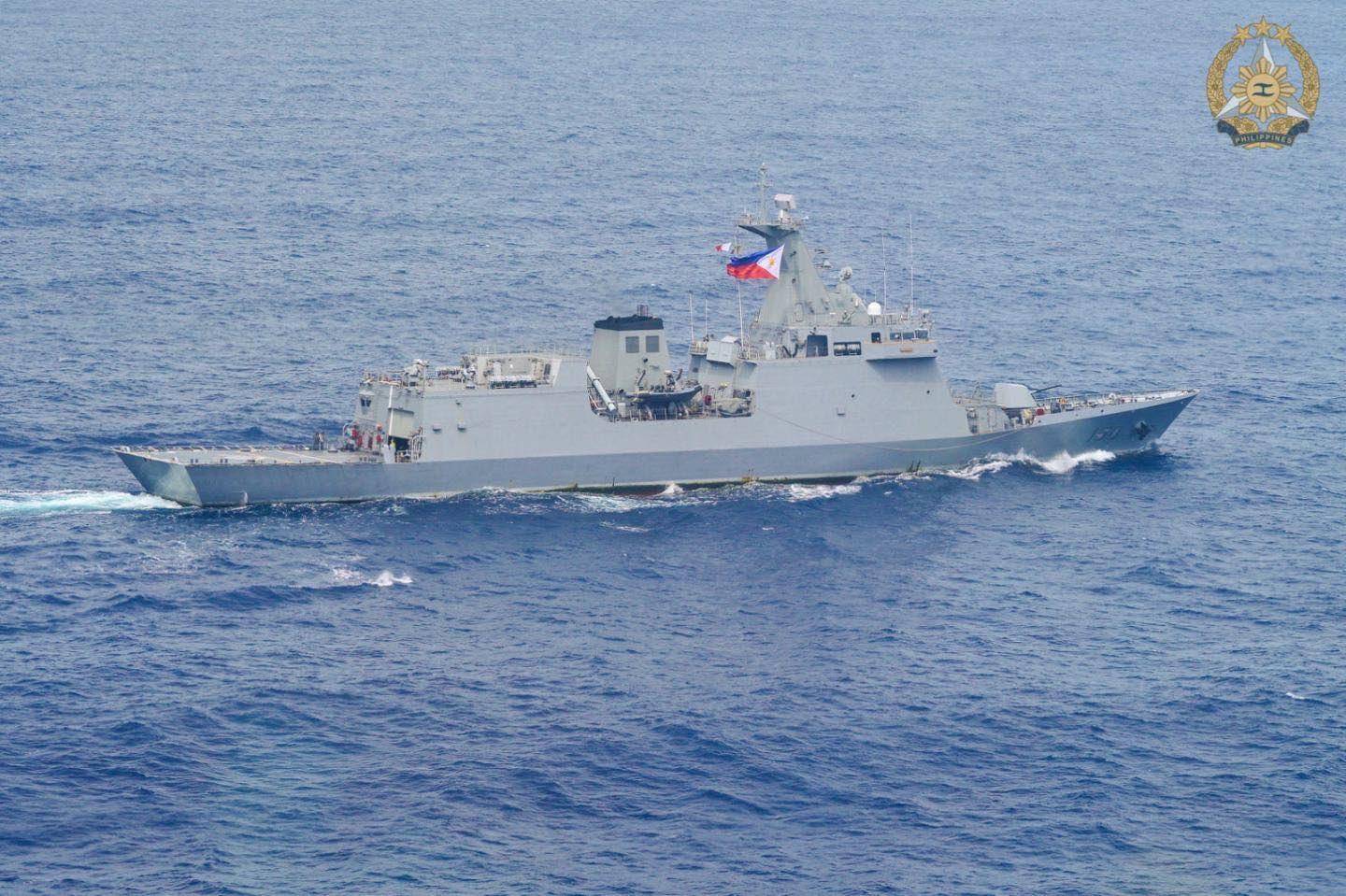 朴茨茅斯 vs 威斯汉姆
_美军再度遭遇耻辱时刻：中国海军6艘战舰包围朴茨茅斯 vs 威斯汉姆
，815舰插入南海演习