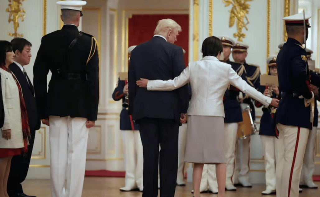 皇冠皇冠信用網平台
_中方“斩首”警告后皇冠皇冠信用網平台
，不到1天，特朗普就对日本翻脸：某些人不是美国的朋友