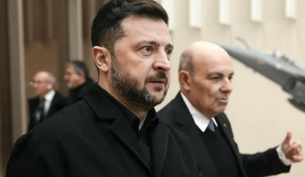 迈阿密热火vs洛杉矶快船_俄军宣布攻克红军城迈阿密热火vs洛杉矶快船，大批乌军尸横遍野，普京亲自视察前线：乌军这是白白送死！