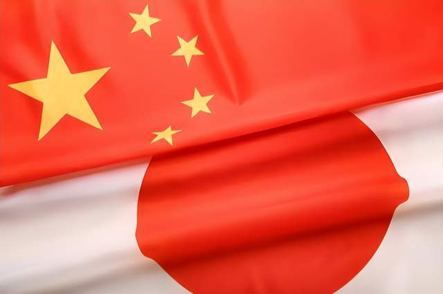 皇冠信用網需要押金吗_歼-15锁定F-15J距离被曝光皇冠信用網需要押金吗，赤裸裸技术碾压，日专家终于清醒了