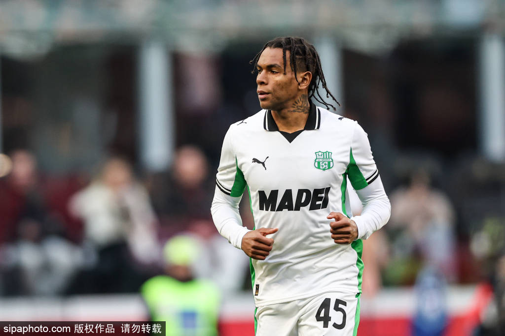 皇冠信用最新地址_大中锋加盟米兰只差官宣皇冠信用最新地址，可阿莱格里还想要租借阿森纳9号？