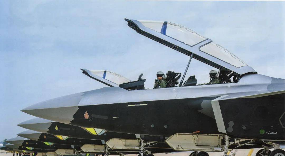 皇冠会员如何申请_中航官宣：歼-20S具备对地、对海打击能力皇冠会员如何申请，可与无人机协同作战！