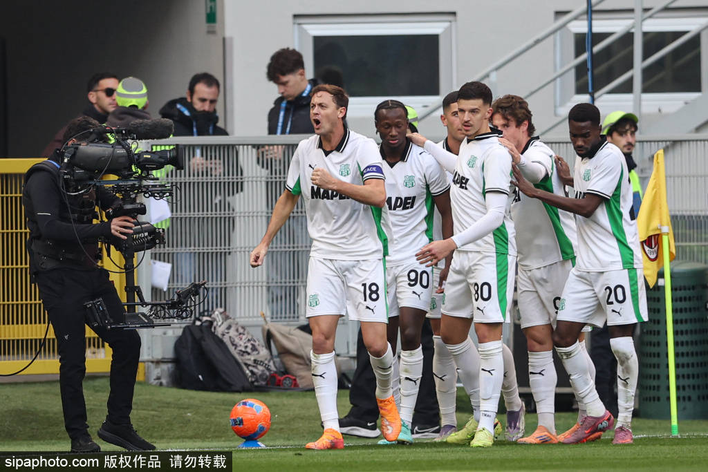 新2登入网址_莫德里奇远射中柱新2登入网址，恩昆库补射梅开二度！米兰3-0领先维罗纳的背后战术解析