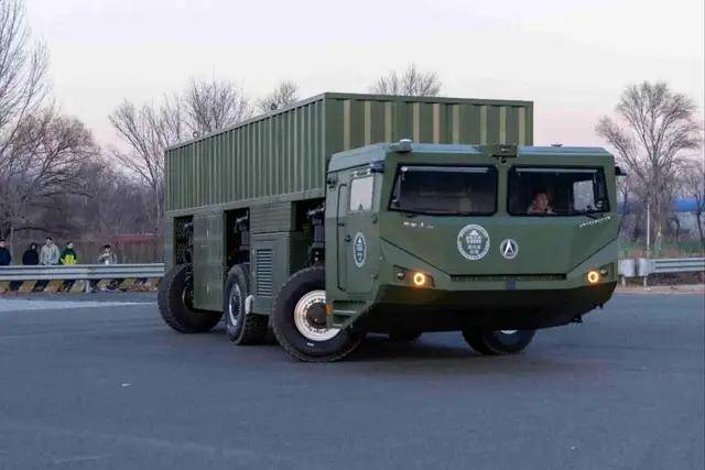 信用盘皇冠申请注册_全球独一份信用盘皇冠申请注册，中国洲际导弹车为啥要“横着走”？这里面真有大讲究