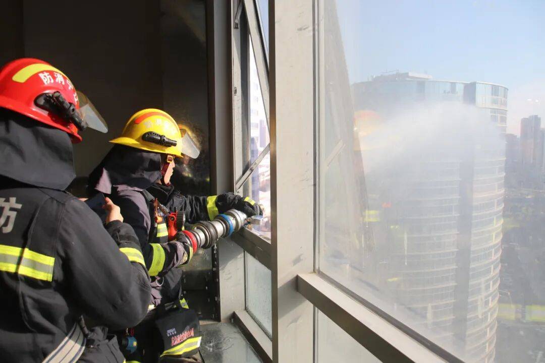 皇冠app_【高层建筑专项整治】大连市金普新区持续开展高层建筑隐患排查整治行动