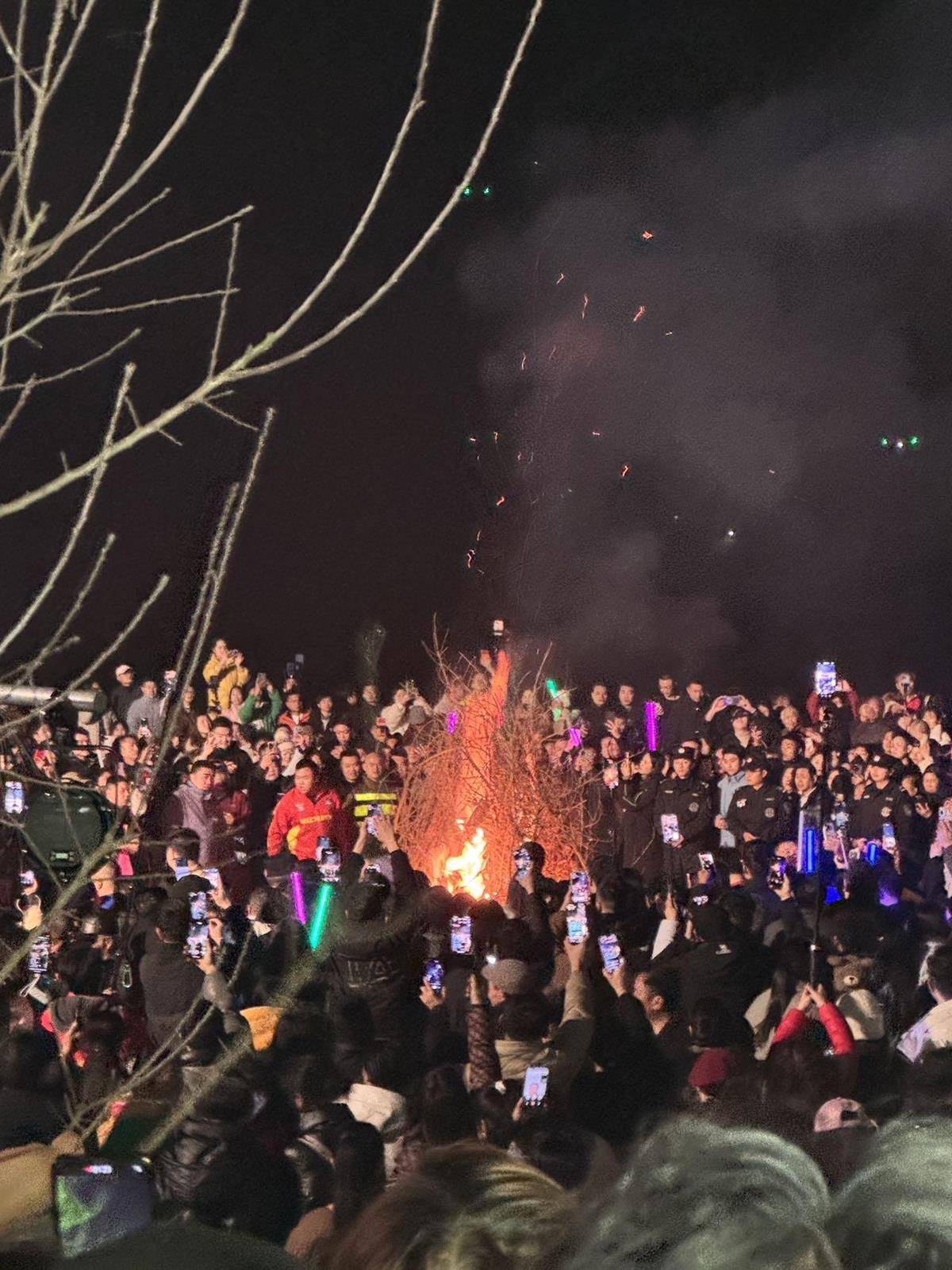 皇冠浮动额度_三个“1”合起来就是“川”！网友建议将1月11日定为合川杀猪节皇冠浮动额度，文旅委回应：可能会采纳