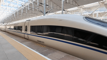 皇冠登1登2登3申请_新线首运|首迎春运皇冠登1登2登3申请,西延高铁见证老区“归途”之变